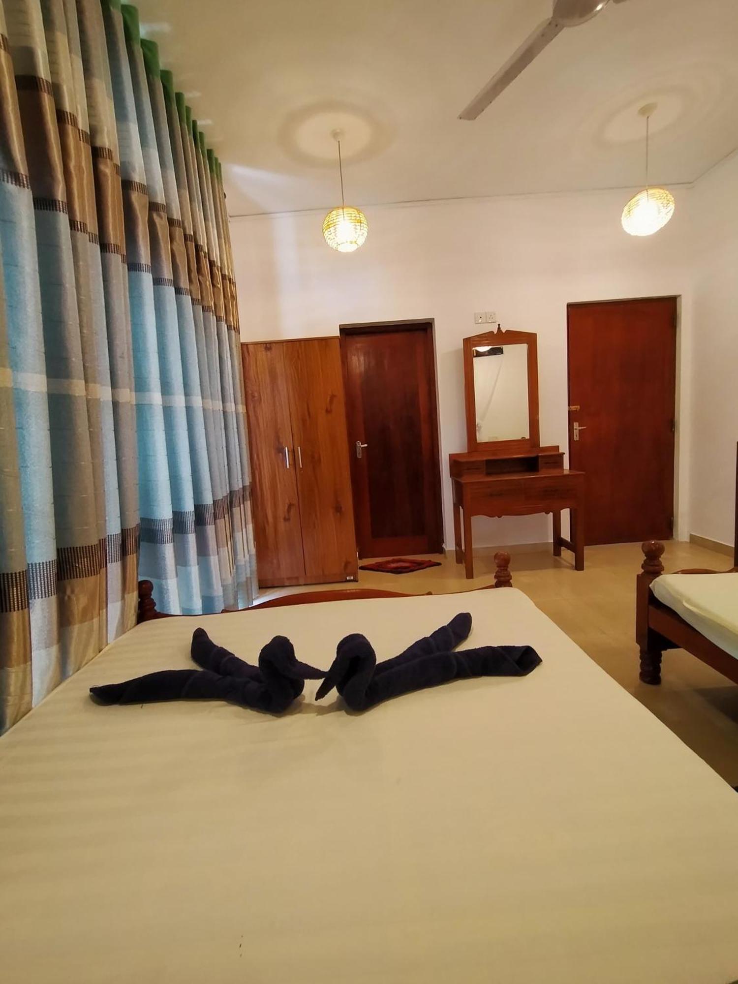 Balance Beach Resort ディックウェラ エクステリア 写真
